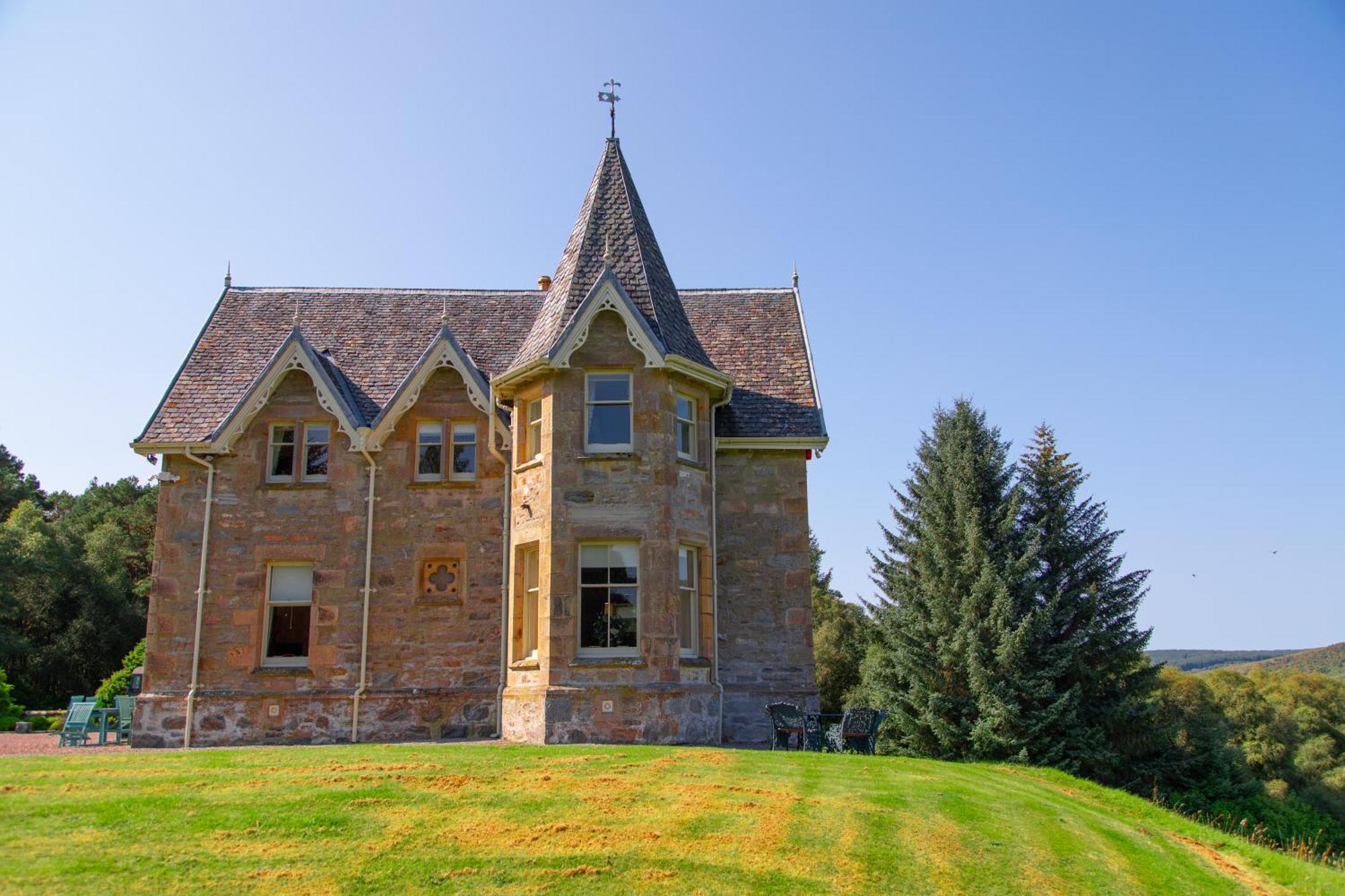 Inveroykel Lodge At Rosehall מראה חיצוני תמונה